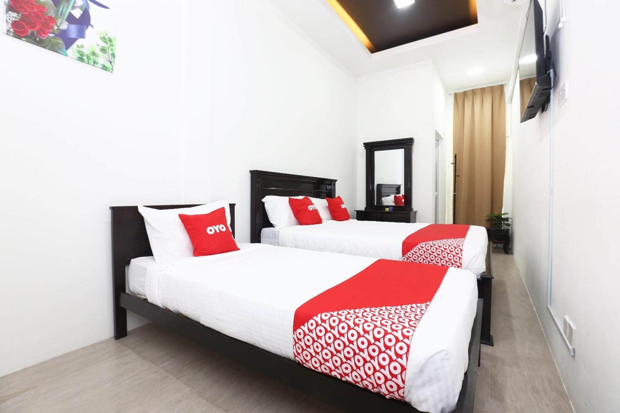 Super Oyo 89678 Ady Hotel Куала Теренгану Екстериор снимка