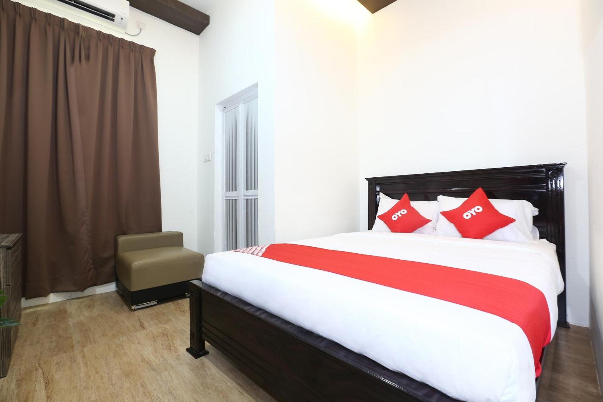 Super Oyo 89678 Ady Hotel Куала Теренгану Екстериор снимка